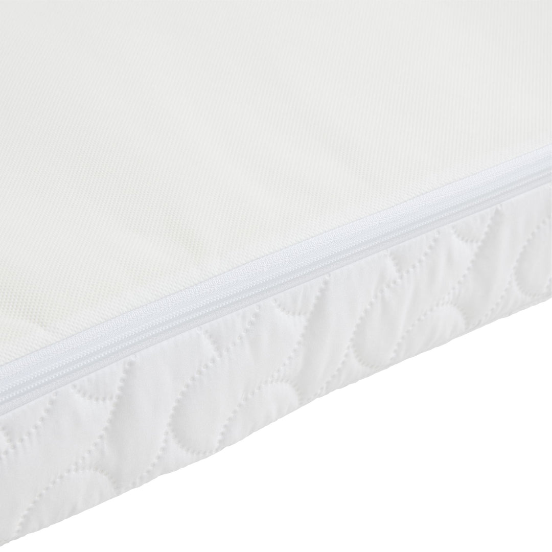 Hera Junior Bed Extension Mattress detail of the side