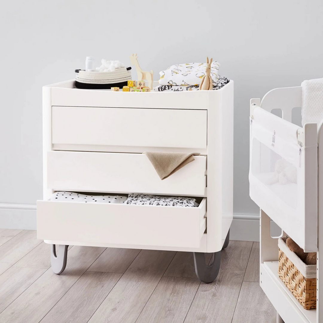 Gaia Baby Serena Sustainable Real Wood Nursery Furniture Set with non-toxic baby paint including cot bed, dresser and mini cot all white